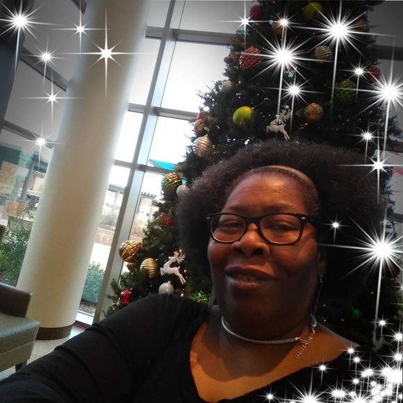 Meet your Posher, Tonya - Picture 1 of 1